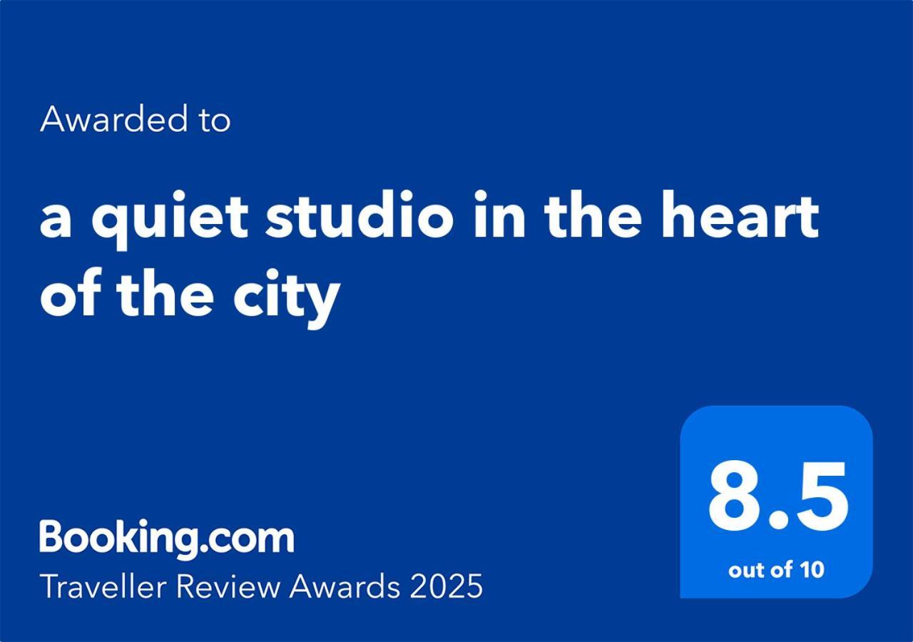 A Quiet Studio In The Heart Of The City Budapest Exterior photo