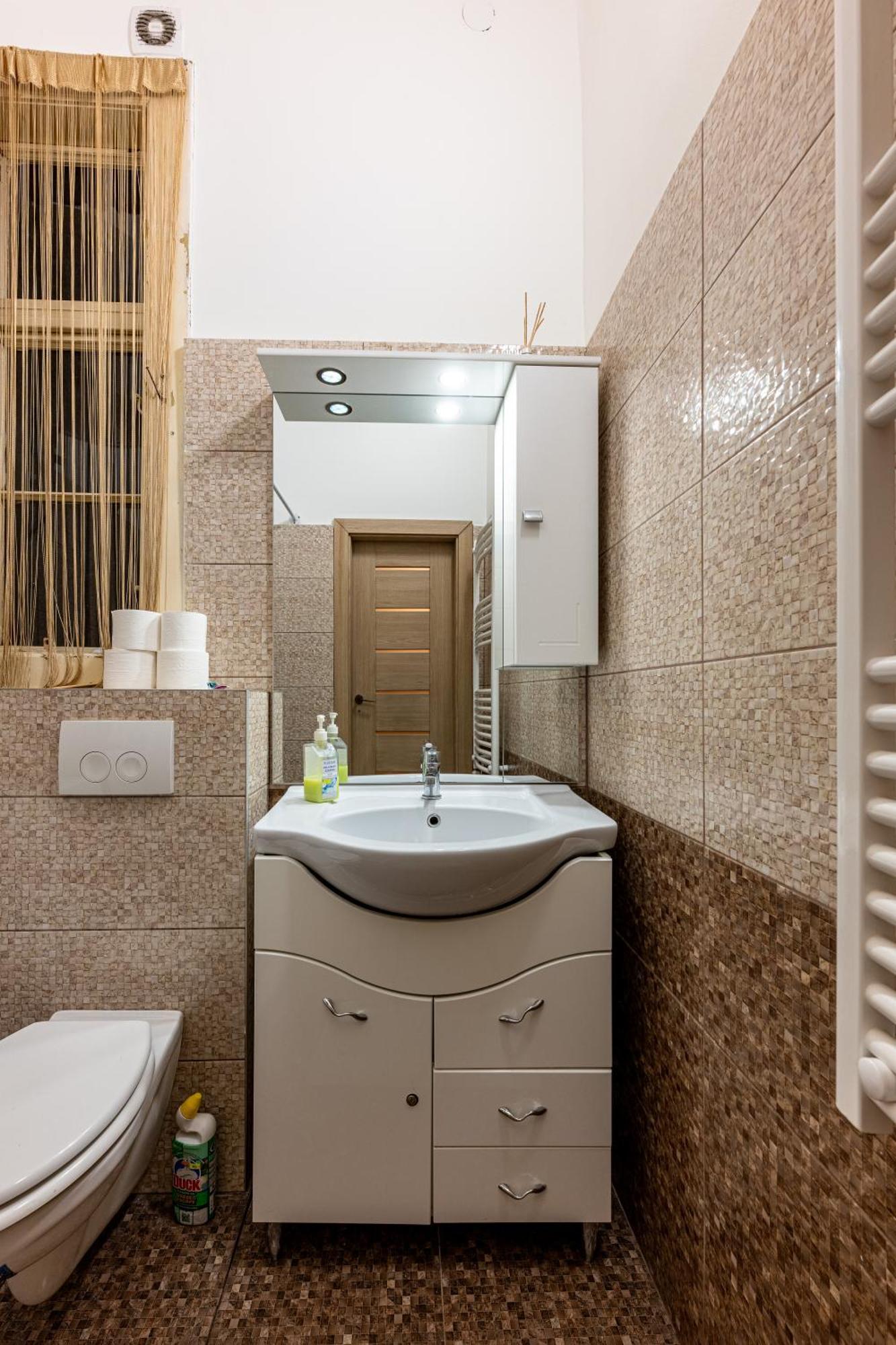 A Quiet Studio In The Heart Of The City Budapest Exterior photo
